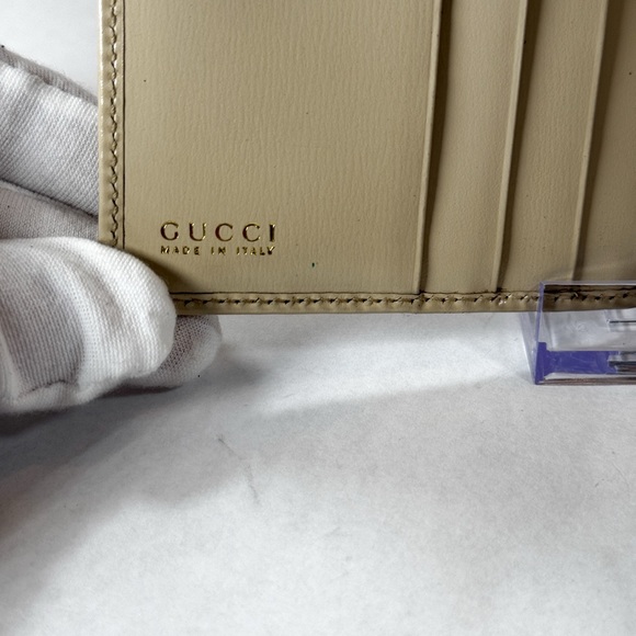 Gucci Beige Leather Bifold Wallet w/ Gold Horsebit G-Made in Italy-Box & Dusty - Picture 12 of 15